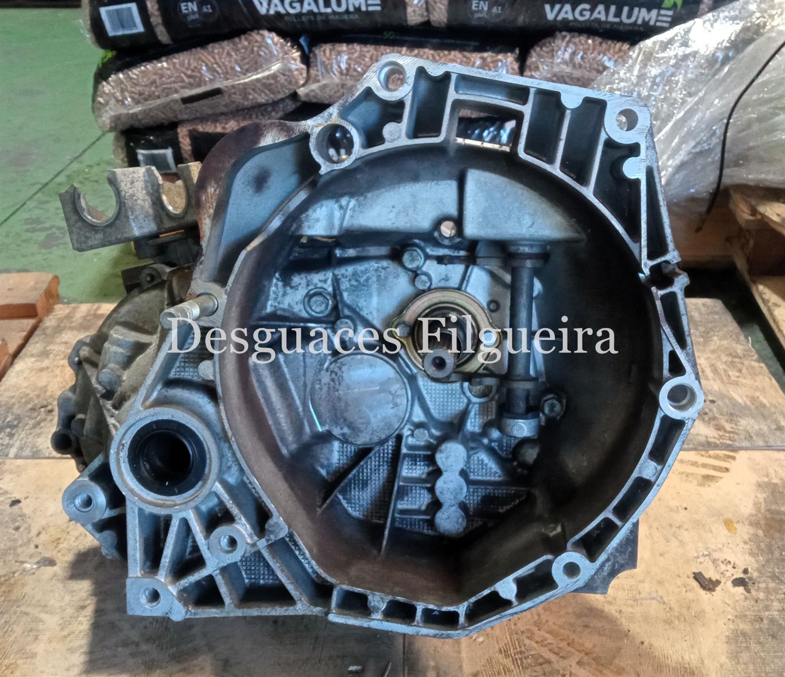 Caja de cambios manual de de Fiat Punto II, 1.248 cc, código de motor 199A2000, año 2005. - Imagen 1