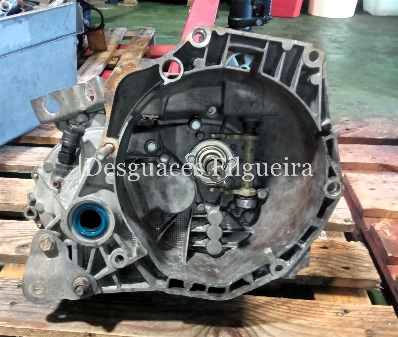 Caja de cambios manual de Fiat I Doblò Cargo, 1.3 D, 75 cv, código de motor 199 A2.000, año 2007. - Imagen 1