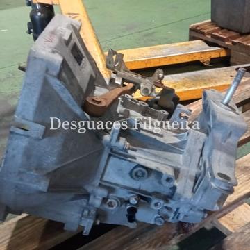 Caja de cambios manual de Fiat I Doblò Cargo, 1.3 D, 75 cv, código de motor 199 A2.000, año 2007. - Imagen 2