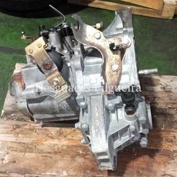 Caja de cambios manual de Fiat II Punto, 1.2, 60 cv, código de motor 188 A4.000, año 2001. - Imagen 2