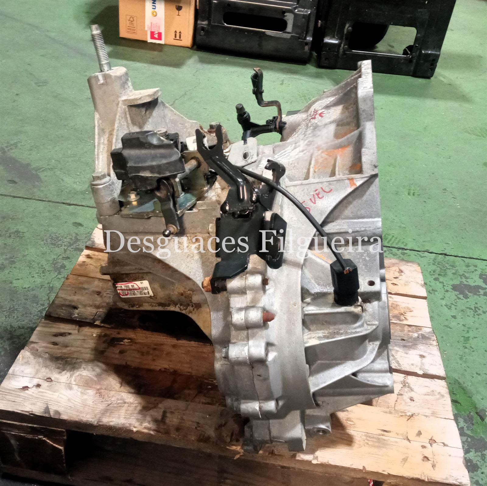 Caja de cambios manual de Ford Tourneo Connect 1.6 Turbo Di, 90 cv, código de motor HCPB, año 2006. - Imagen 5