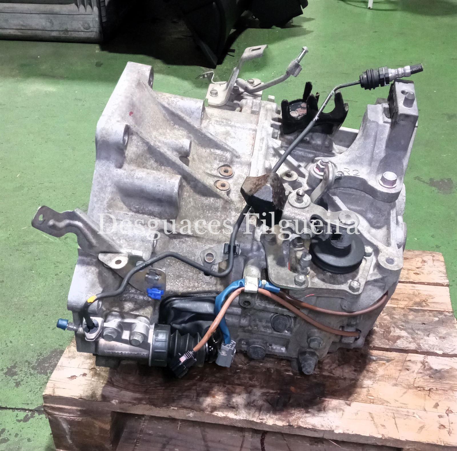 Caja de cambios manual de Mazda 3 Berlina, 2.2 TD, 150 cv, código de motor R2, año 2009. - Imagen 4