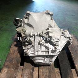 Caja de cambios manual de Mazda CX-3 2.0; 121 cv, código de motor  PE 21303832, año 2019. - Imagen 2