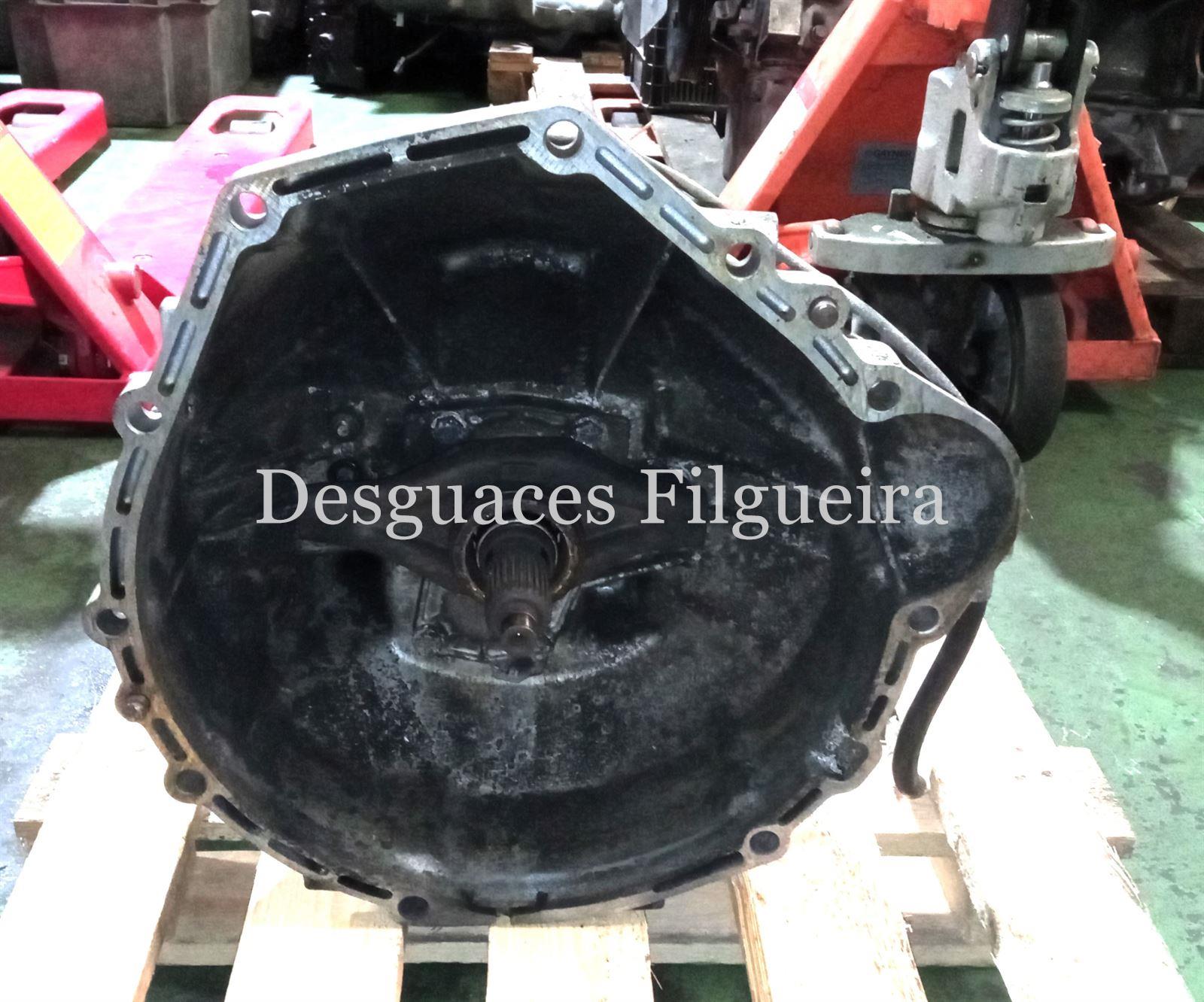 Caja de cambios manual de Mercedes-Benz Clase E,  BM 124, 2.0, E200, 105 cv, código de motor M 102.922, año 1988. - Imagen 1