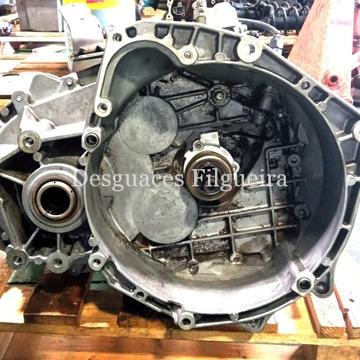 Caja de cambios manual de Opel Vectra C Berlina 1.9 CDTI, 150 cv, año 2006. - Imagen 1