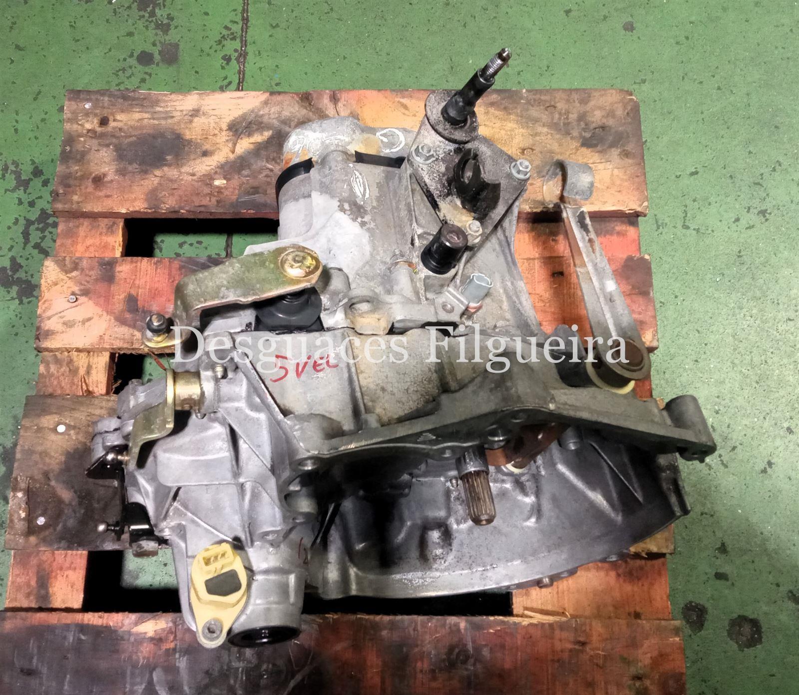 Caja de cambios manual de Peugeot 206, 1.4 i, 75 cv, código de motor: KFW, año 2001. - Imagen 6