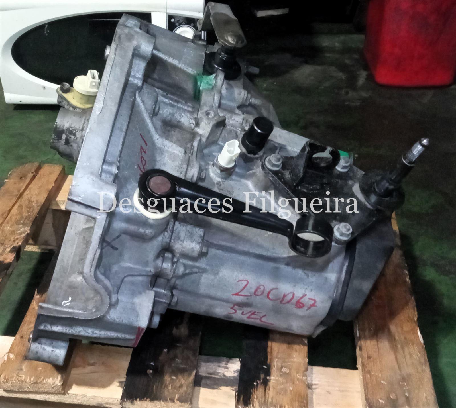 Caja de cambios manual de Peugeot 206, 1.4 i, 75 cv, código de motor KFW, año 2002. - Imagen 4