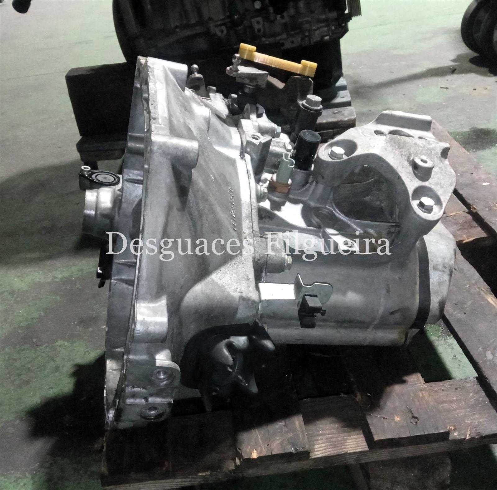 Caja de cambios manual de Peugeot 207 1.4 HDi, 68 cv,  código de motor 8HZ, año 2007. - Imagen 4