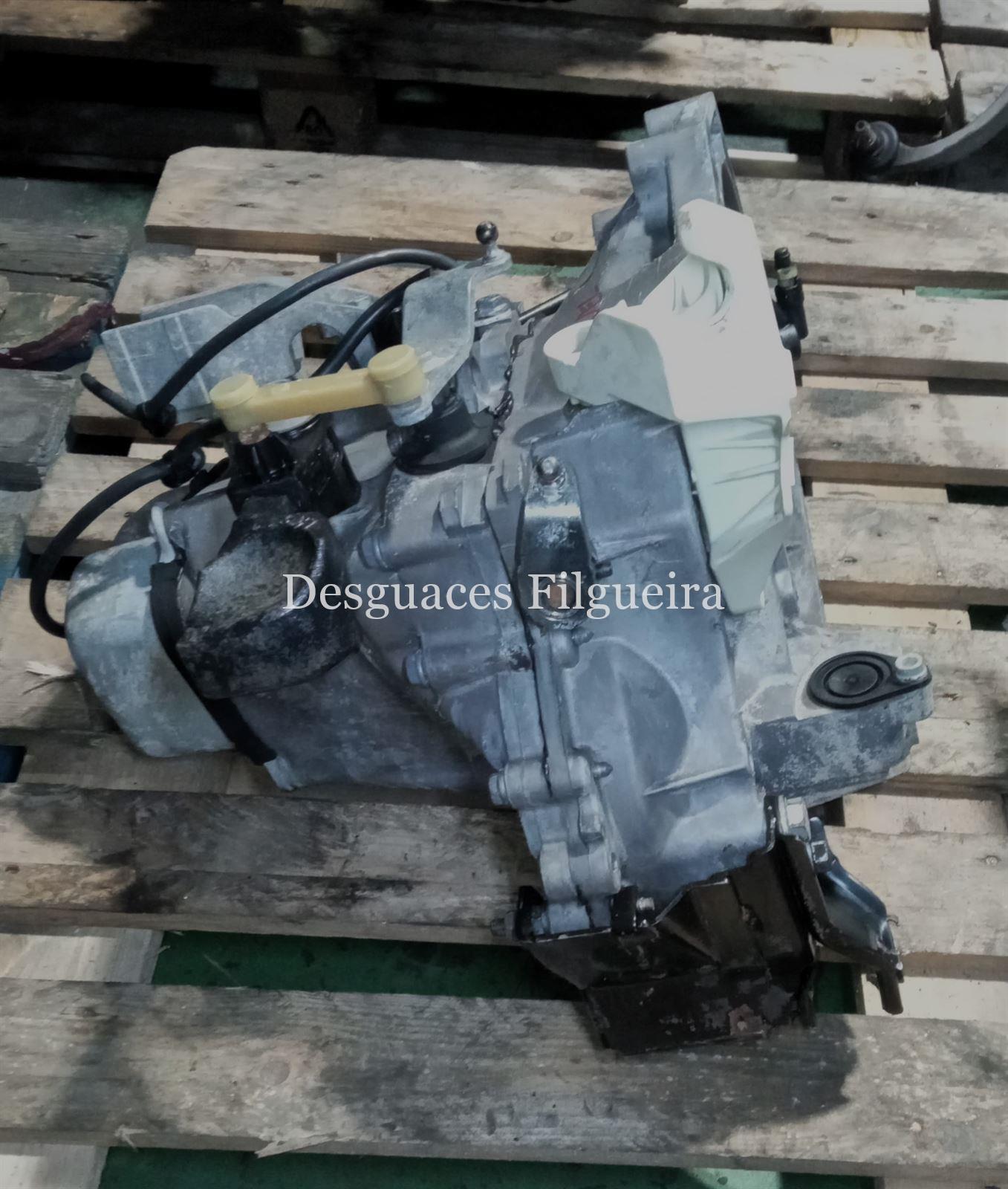 Caja de cambios manual de Peugeot 207 1.4 HDi, 68 cv, código de motor 8HZ, año 2008. - Imagen 5