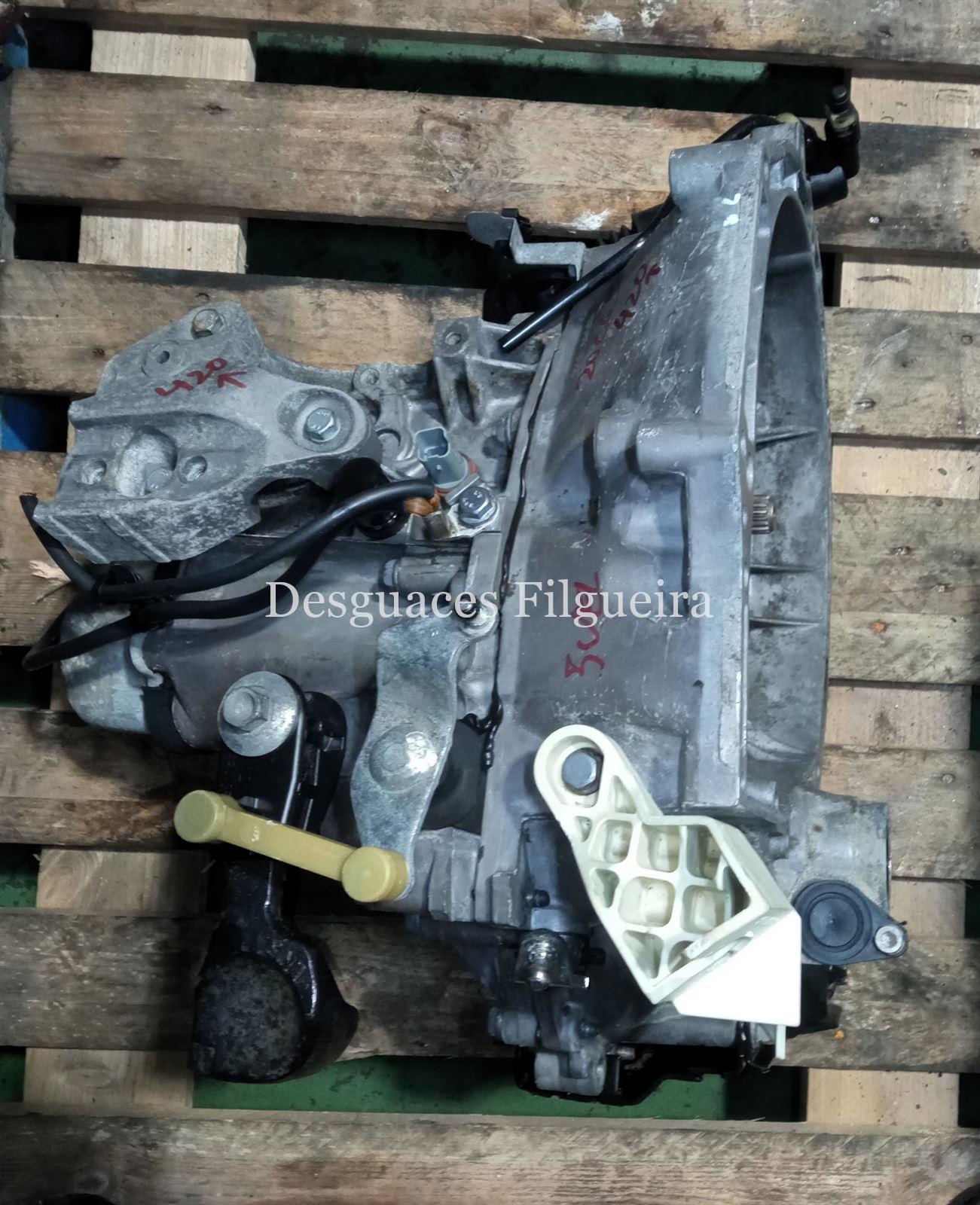 Caja de cambios manual de Peugeot 207 1.4 HDi, 68 cv, código de motor 8HZ, año 2008. - Imagen 6