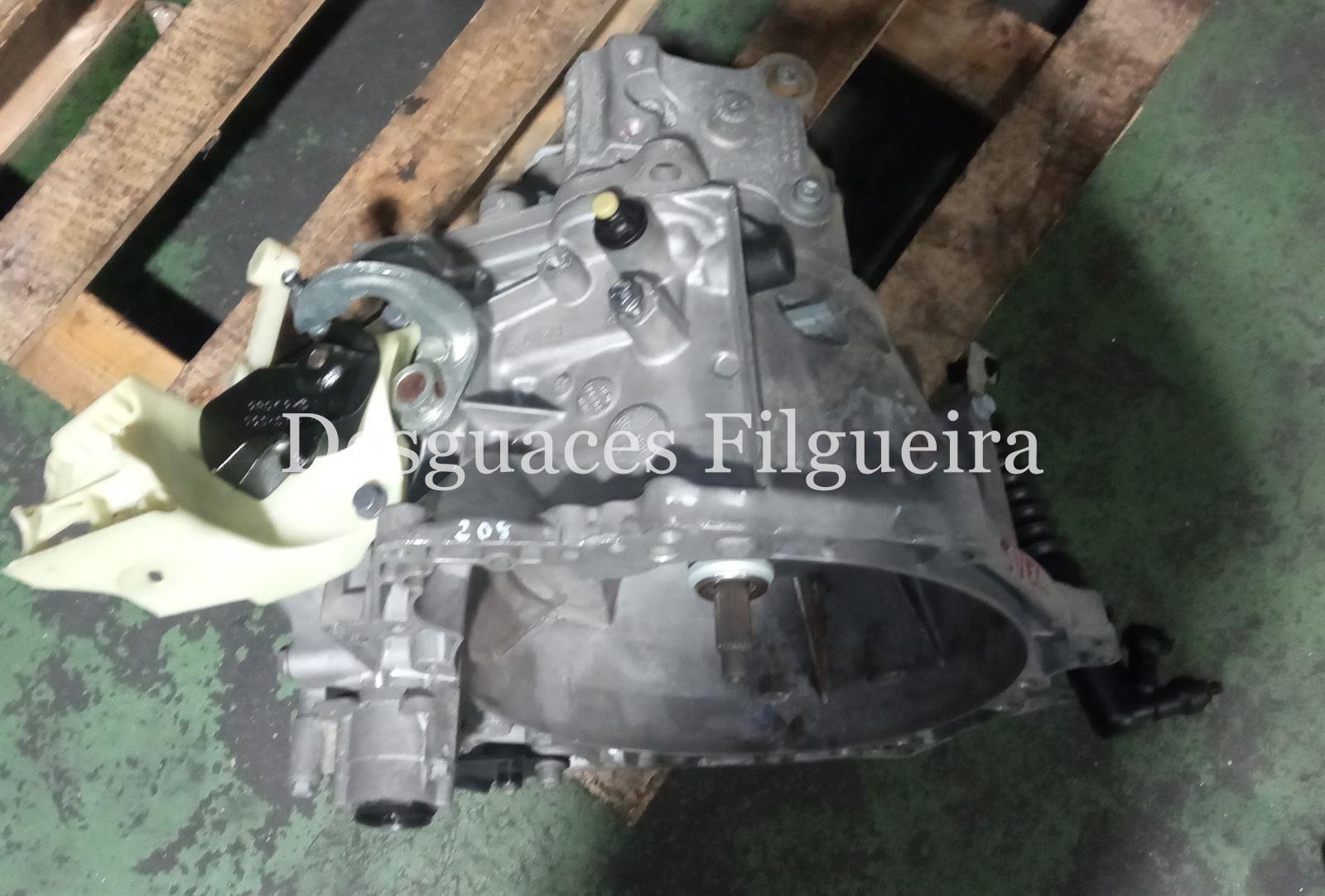 Caja de cambios manual de Peugeot 208 1.6 HDI. 75 cv, código de motor BH02, año 2016. - Imagen 6