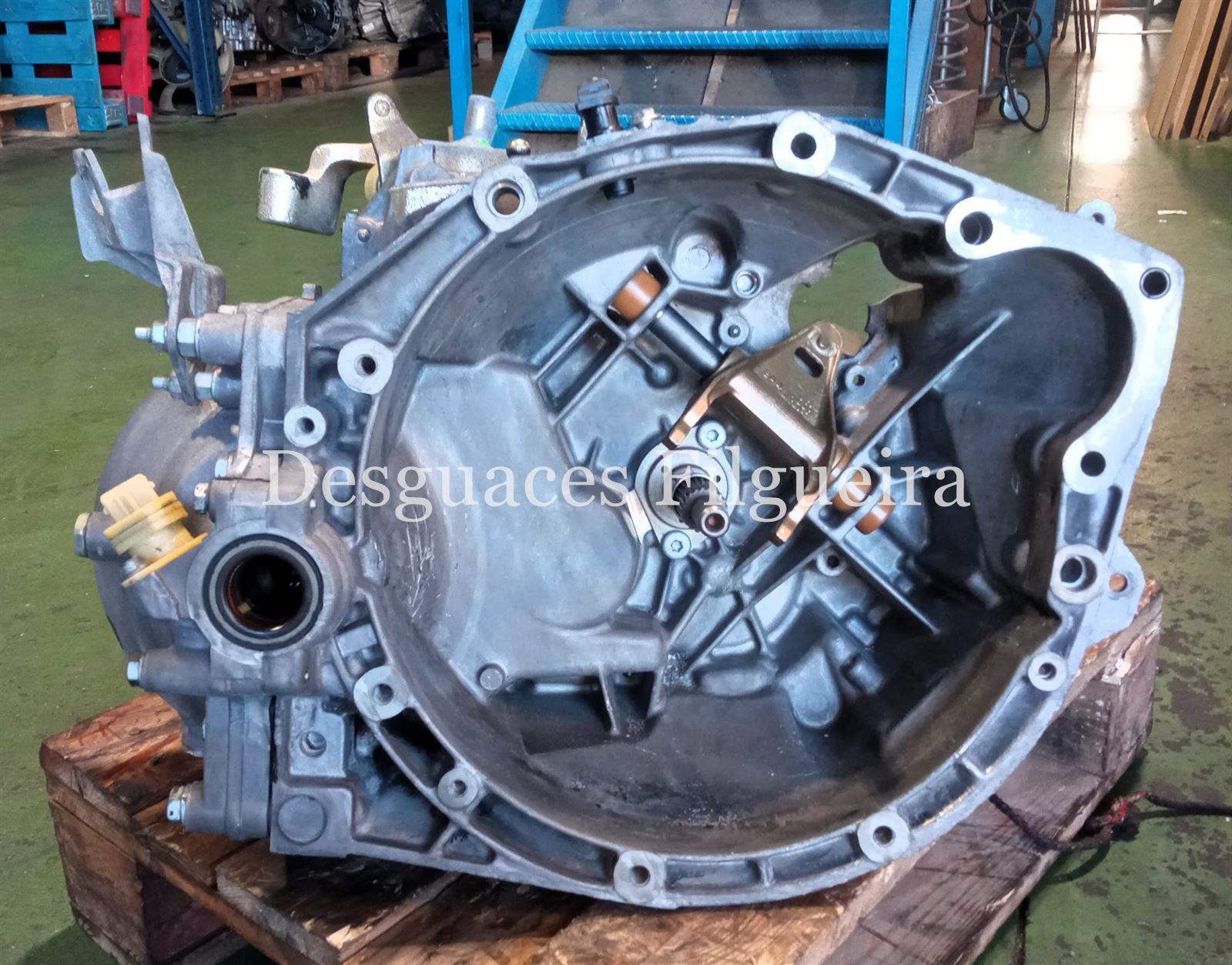 Caja de cambios manual de Peugeot 406 Berlina 2.2 HDi, 133cv, código de motor 4HX, ref caja 20LE75, año 2000. - Imagen 1