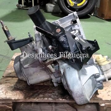 Caja de cambios manual de Peugeot EXPERT, 1.9 D, 69 cv, código de motor WJY, año 2002. - Imagen 2