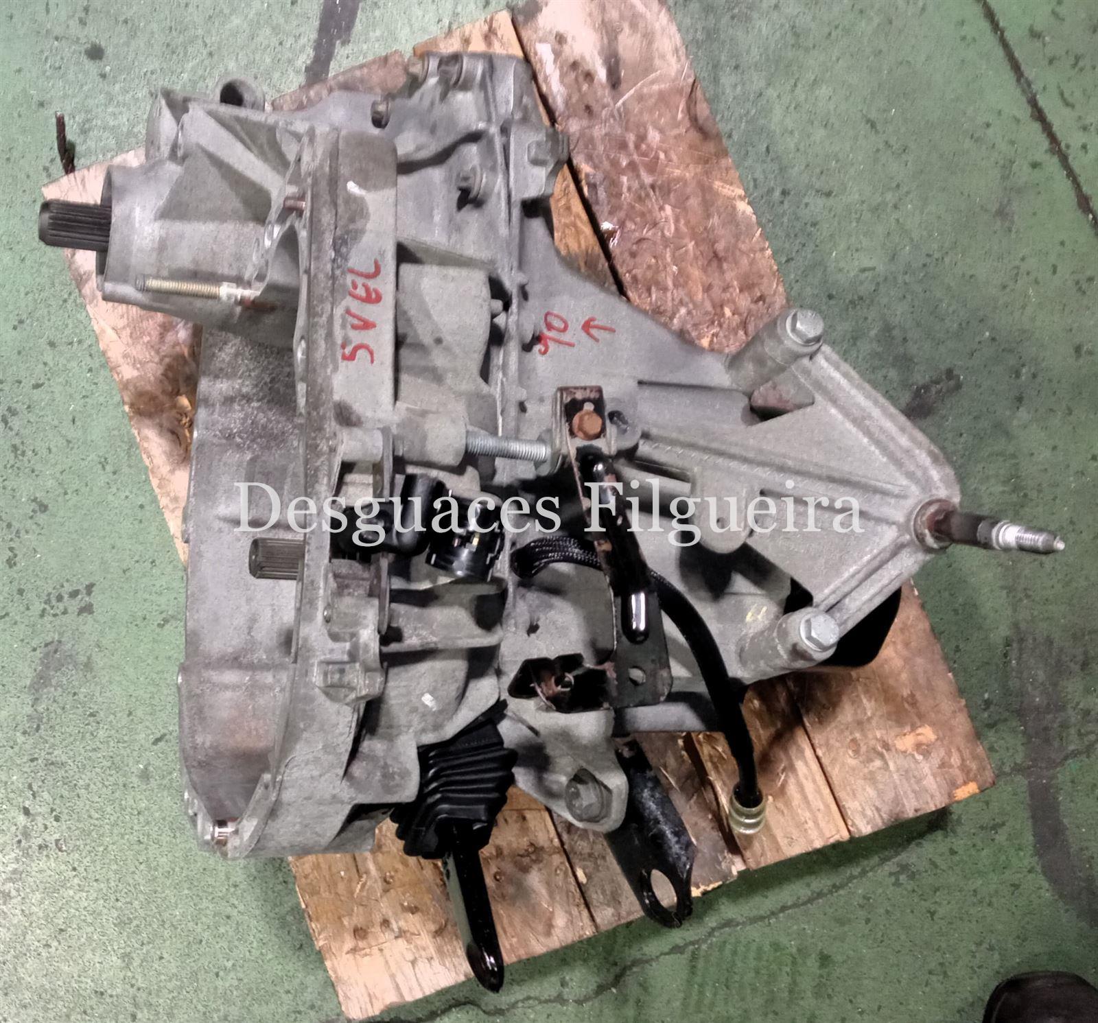 Caja de cambios manual de Renault Clio II Fase I 1.5 dCi, 65 cv, código de motor K9KA704, año 2005. - Imagen 2