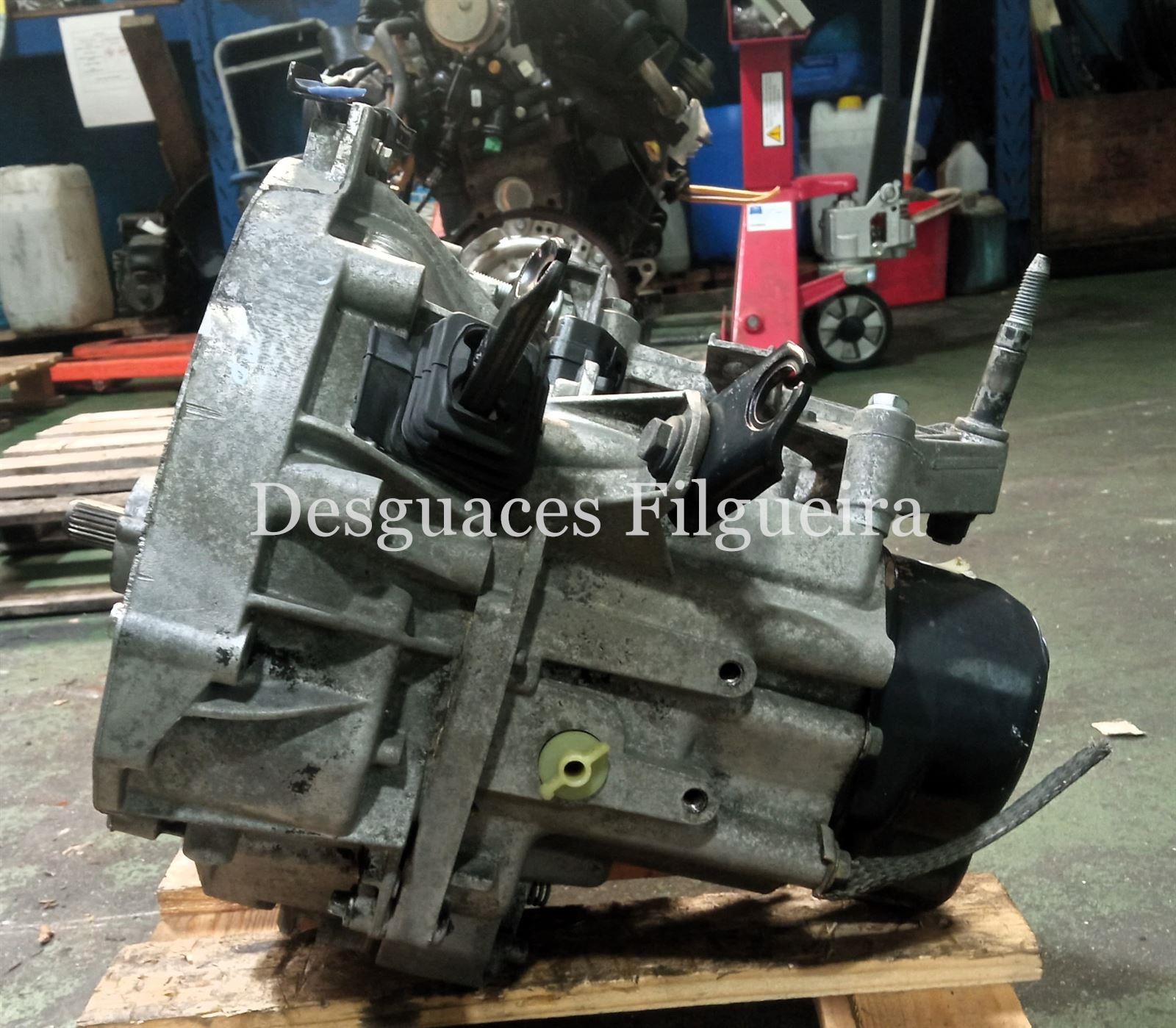 Caja de cambios manual de Renault Clio II Fase i, 1.9 D, 64 cv, año 2000. - Imagen 5