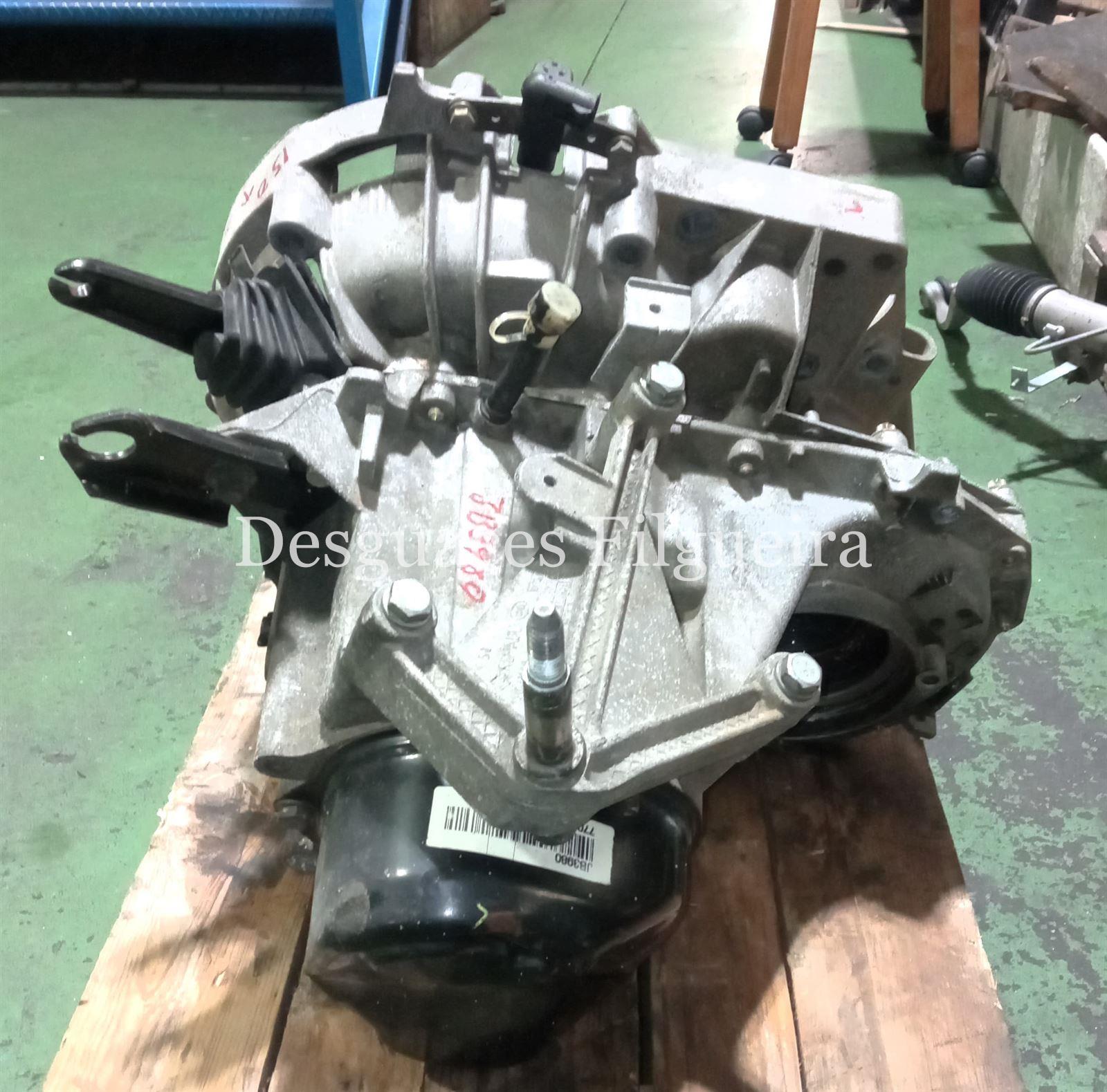 Caja de cambios manual de Renault Clio II Fase I, 65 cv, código de motor K9K A7, año 2004. - Imagen 5