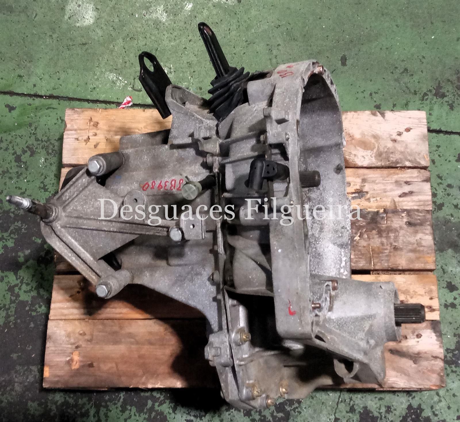 Caja de cambios manual de Renault Clio II Fase I, 65 cv, código de motor K9K A7, año 2004. - Imagen 6