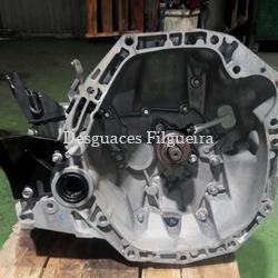 Caja de cambios manual de Renault Clio III 1.5 dCi 68 cv, código de motor K9KM768, año 2009. - Imagen 1