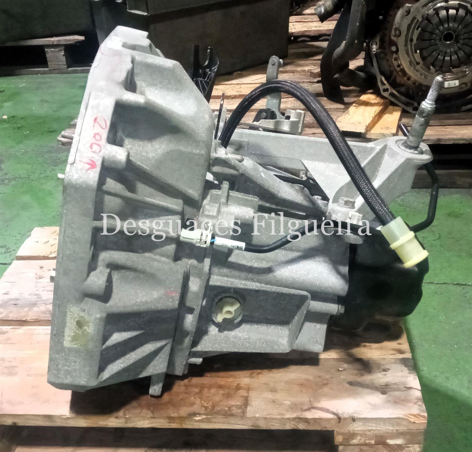 Caja de cambios manual de Renault Clio III 1.5 dCi 68 cv, código de motor K9KM768, año 2009. - Imagen 4