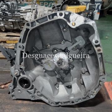 Caja de cambios manual de Renault Clio III 1.5 dCi, 86 cv, código de motor K9K T7, año 2005. - Imagen 1