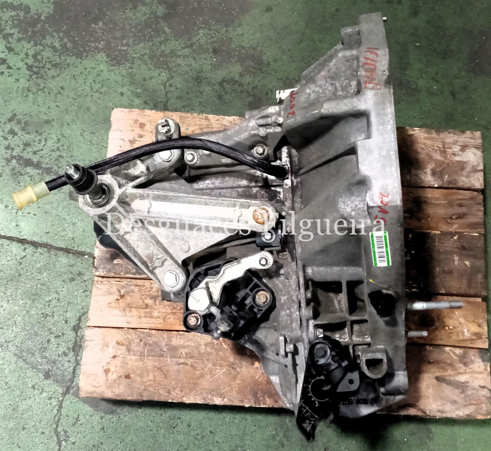 Caja de cambios manual de Renault Clio III, 1.6, 112 cv, código de motor K4MD800, año 2007. - Imagen 2