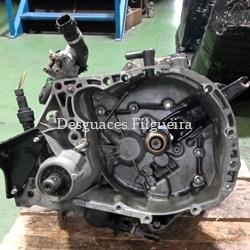 Caja de cambios manual de Renault Kangoo I 1.5 dCi, 65 cv, código de motor K9K704, año 2004. - Imagen 1