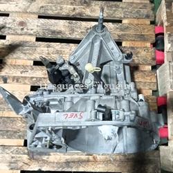 Caja de cambios manual de Renault Megane II 1.16 16v, 113 cv, código de motor K4MT760, año 2003. - Imagen 2