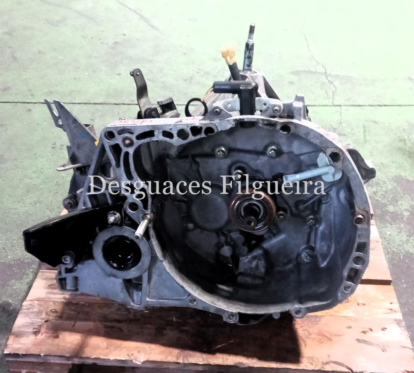 Caja de cambios manual de Renault Scenic II, 1.5 dCi, 83 cv, código de motor K9K 722, año 2003. - Imagen 1