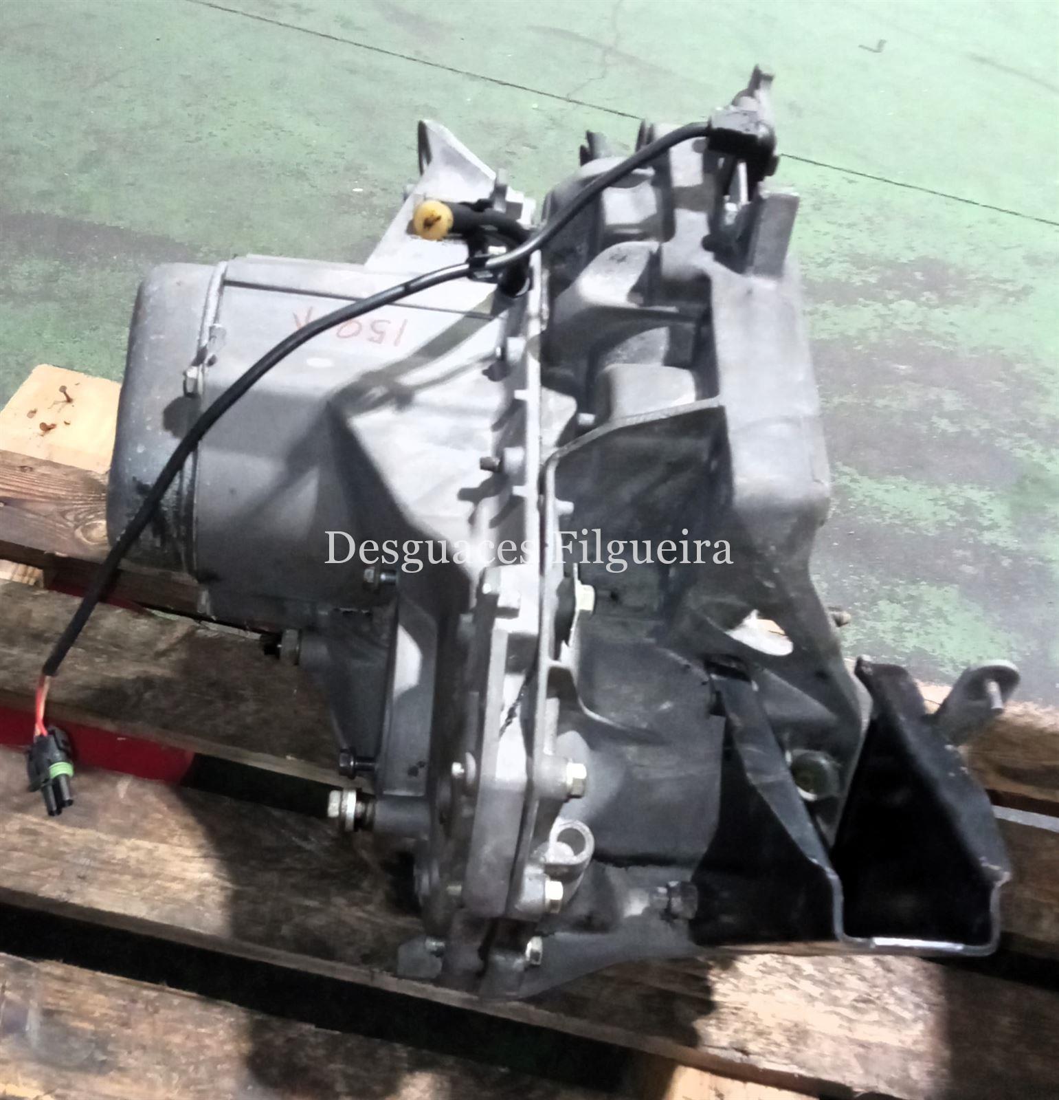 Caja de cambios manual de Renault Super 5 1.2, 55 cv, código de motor C1JA7, año 1989. - Imagen 2
