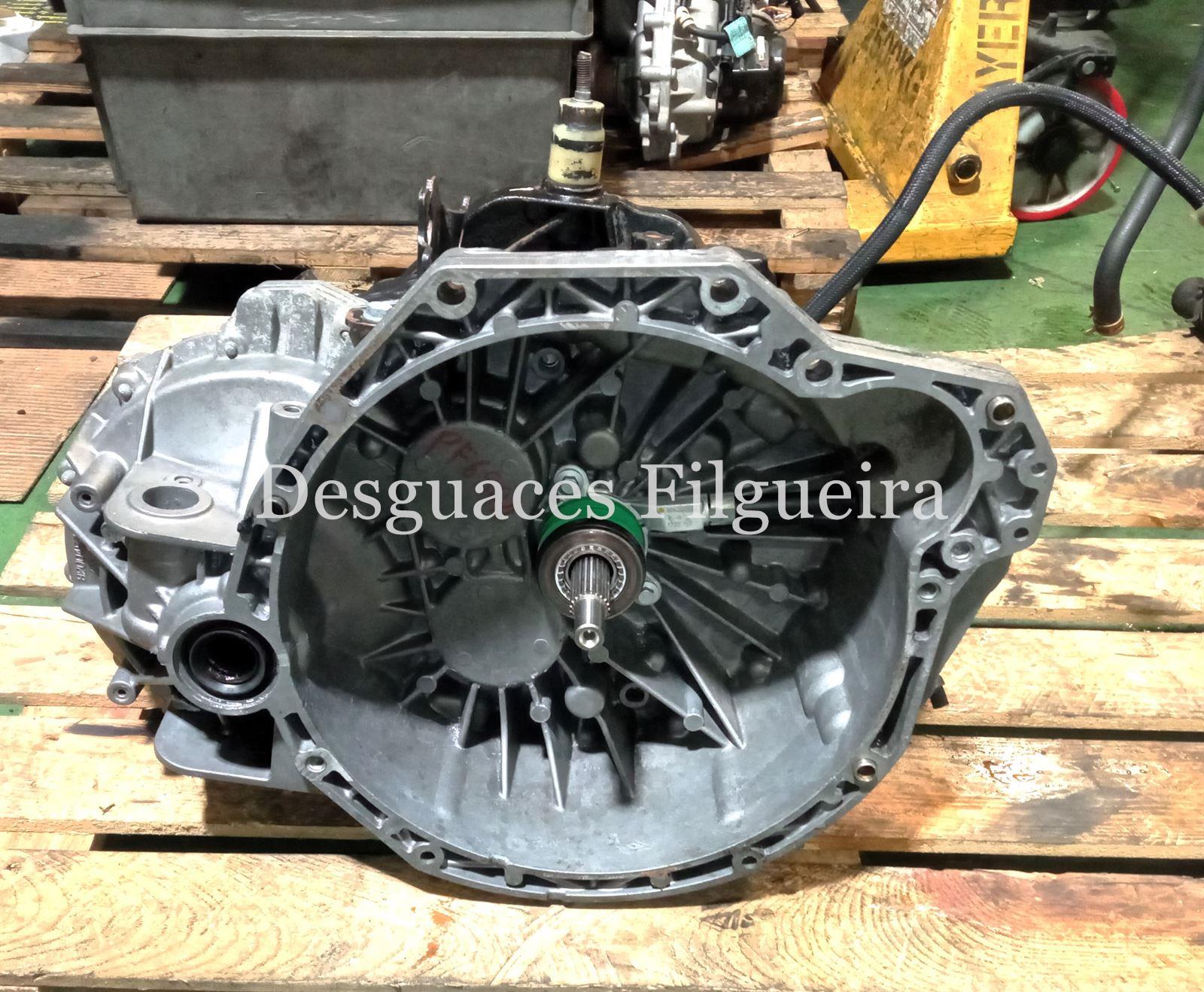 Caja de cambios manual de Renault Trafic II Furgón 2.5 dCi 145, Código de motor G9U8630, año 2007. - Imagen 1