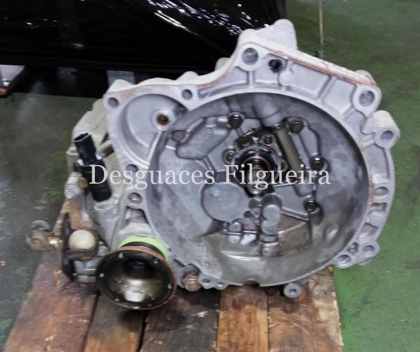 Caja de cambios manual de Seat Cordoba Berlina 1.4, 60 cv, código motor AUD, año 2001. - Imagen 1