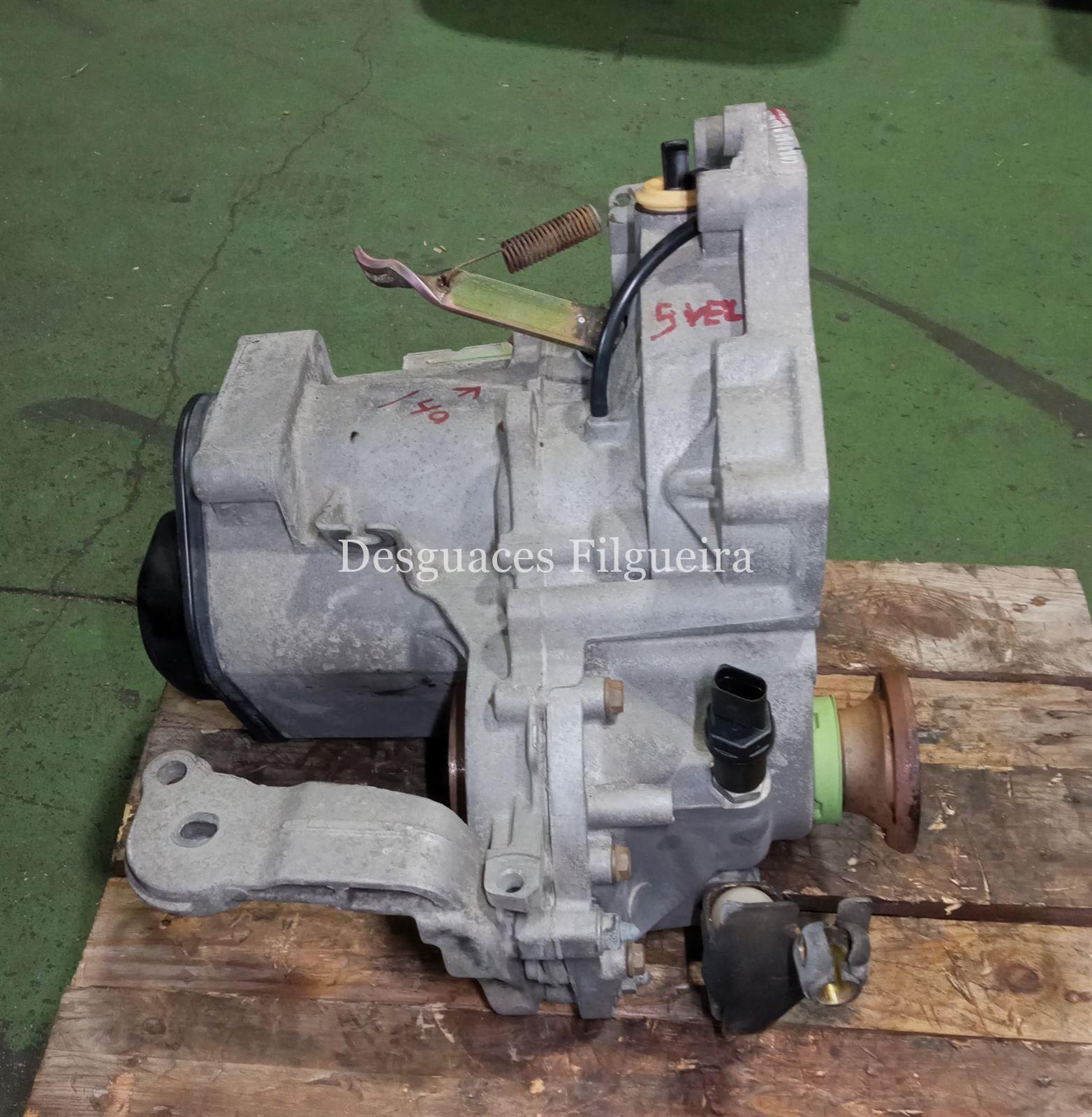 Caja de cambios manual de Seat Cordoba Berlina 1.4, 60 cv, código motor AUD, año 2001. - Imagen 2