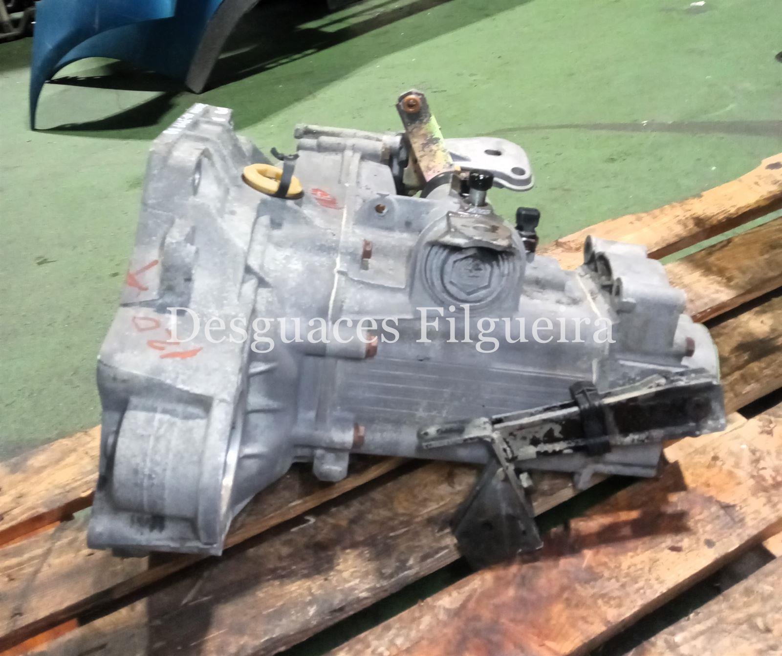 Caja de cambios manual de Volkswagen III, 1.9 D, 65 cv, código de motor 1Y, año 1996. - Imagen 4