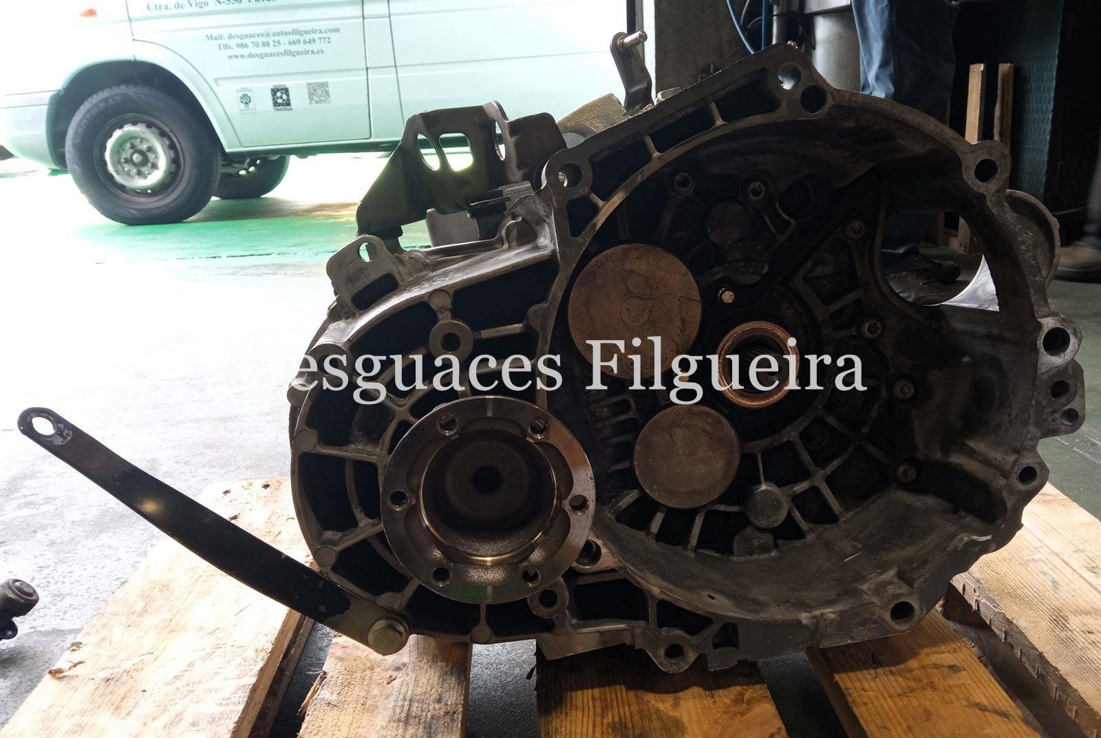 Caja de cambios manual  Volkswagen Golf V 2.0 TDI 140 cv, 16V. - Imagen 1