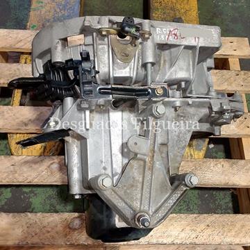 Caja de cambios Renault Clio II 1.5 DCI K9K A704 JB3S111 - Imagen 2