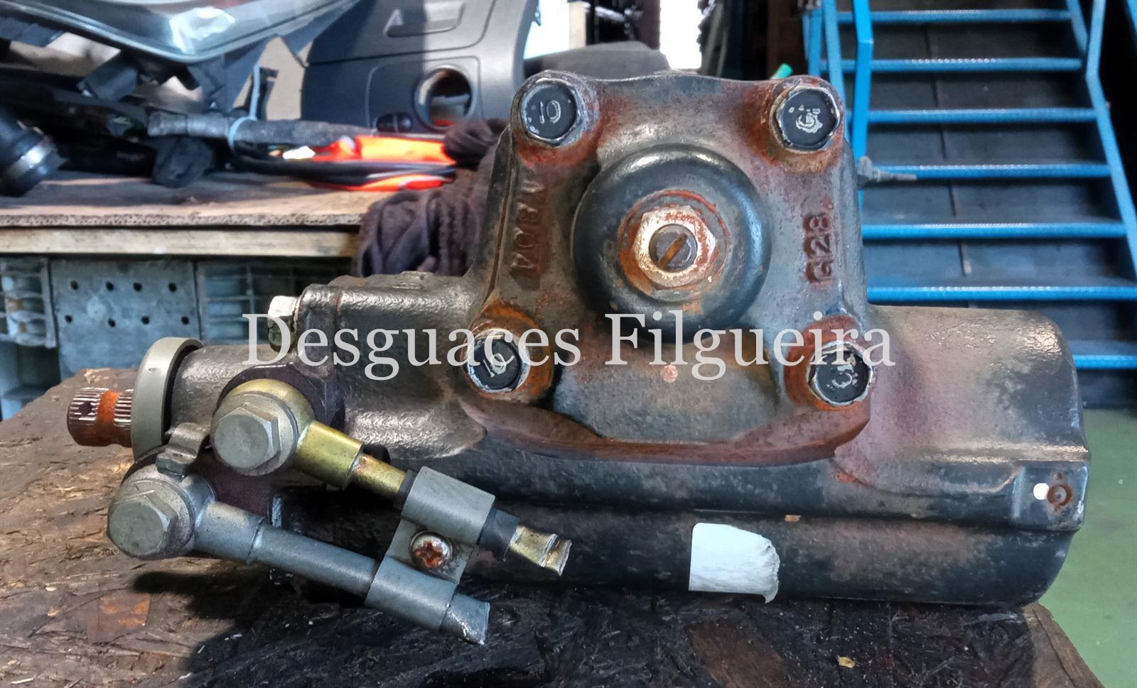 Caja de dirección asistida / sinfín de dirección de Nissan Navara 2.5 TDI, código de motor YD25, año 2005. - Imagen 4