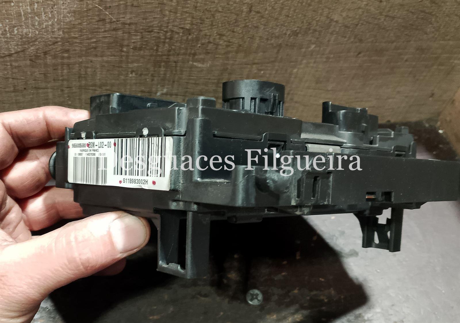 Caja de reles BSM L02-00 Peugeot 407 2.0 HDI - Imagen 3