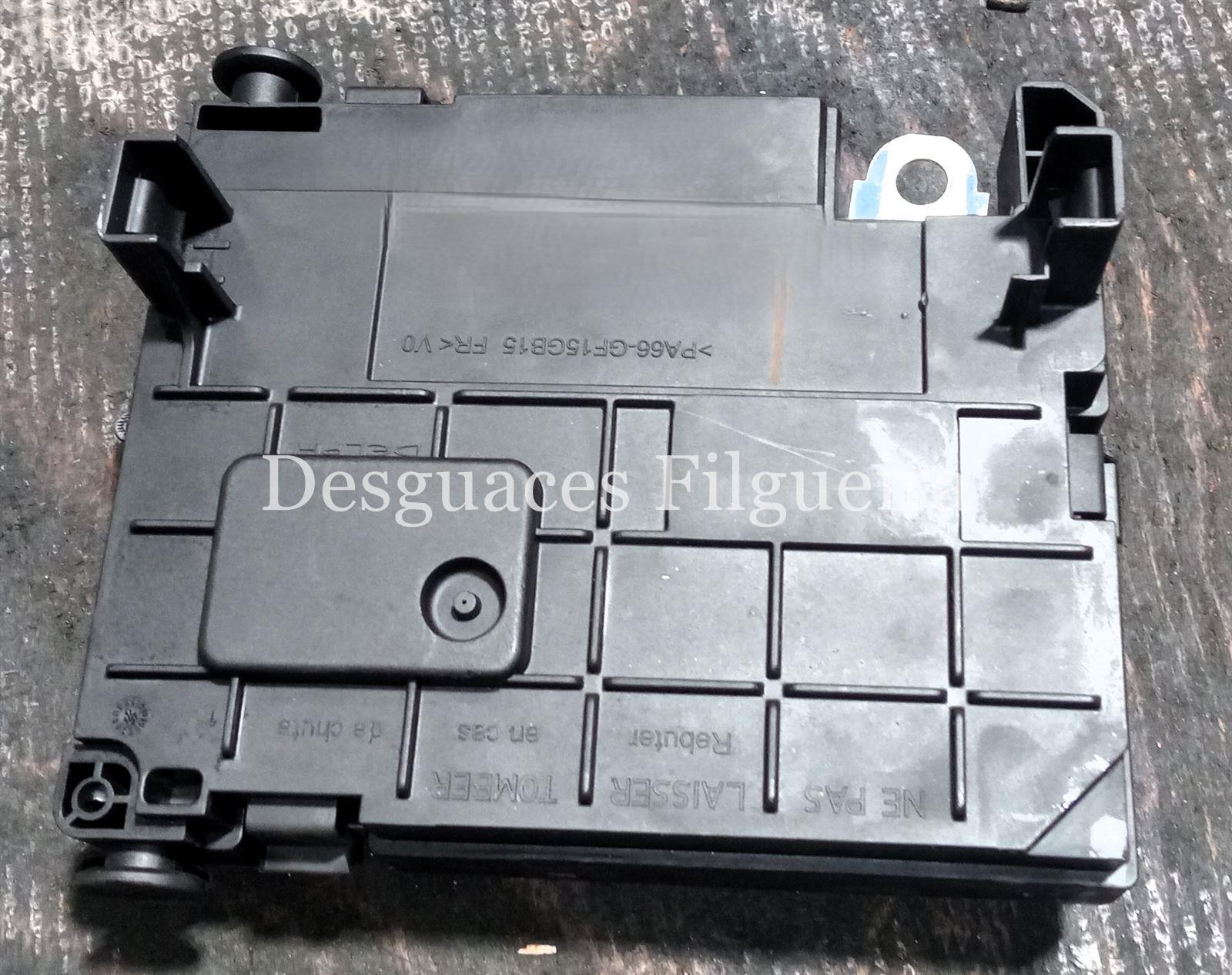 Caja Fusibles/Rele de Citroen C4, 1.6 HDi 90, 92 cv, código de motor 9HP, año 2011. - Imagen 2