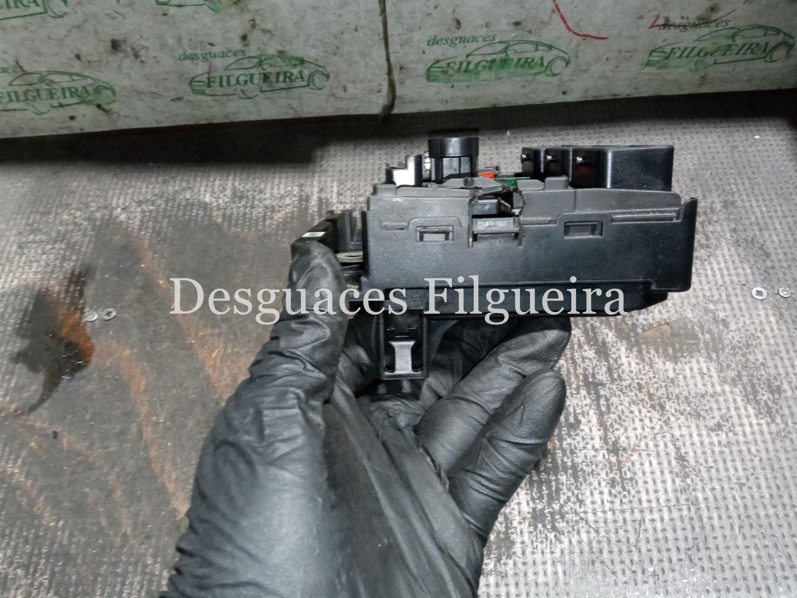 CAJA FUSIBLES/RELES Citroen C4 Berlina 1.6 16v - Imagen 5