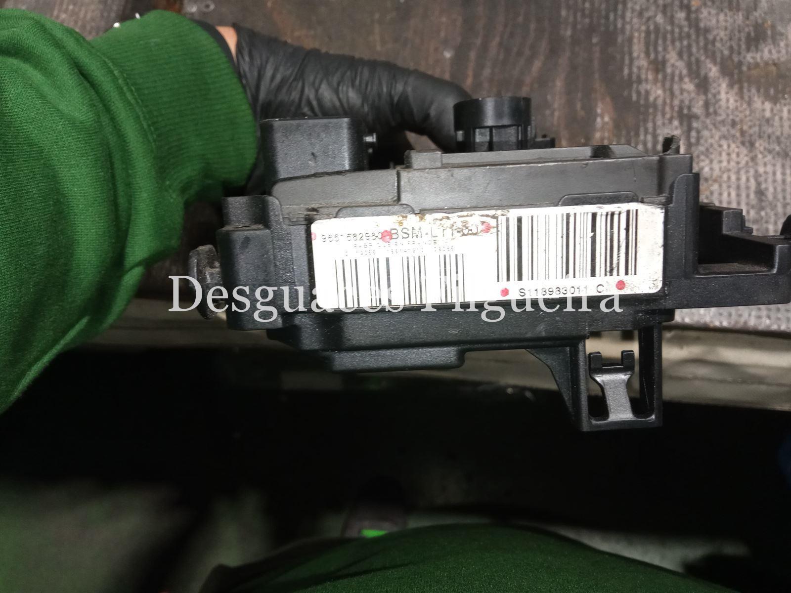 CAJA FUSIBLES/RELES Citroen C4 Berlina 1.6 16v - Imagen 6