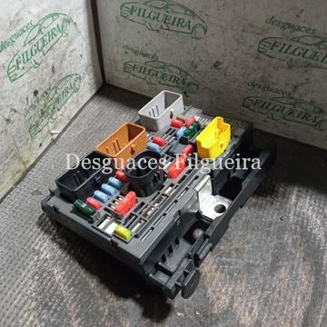 Caja fusibles/reles Citroen Jumpy 2.0 HDi RH02 - Imagen 1