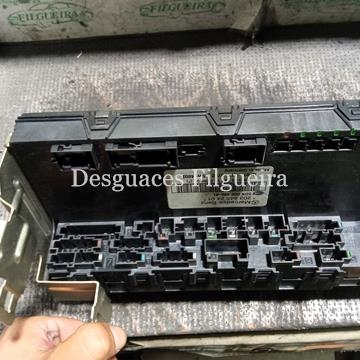 Caja fusibles / relés de Mercedes-Benz Clase C W203, 2.2 C200 CDI, 122 cv, código de motor 646.962, año 2003. - Imagen 2