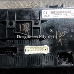 Caja relés de Renault Clio II fase I 1.5 dCi, 65 cv, código de motor K9K A7, año 2002. - Imagen 1