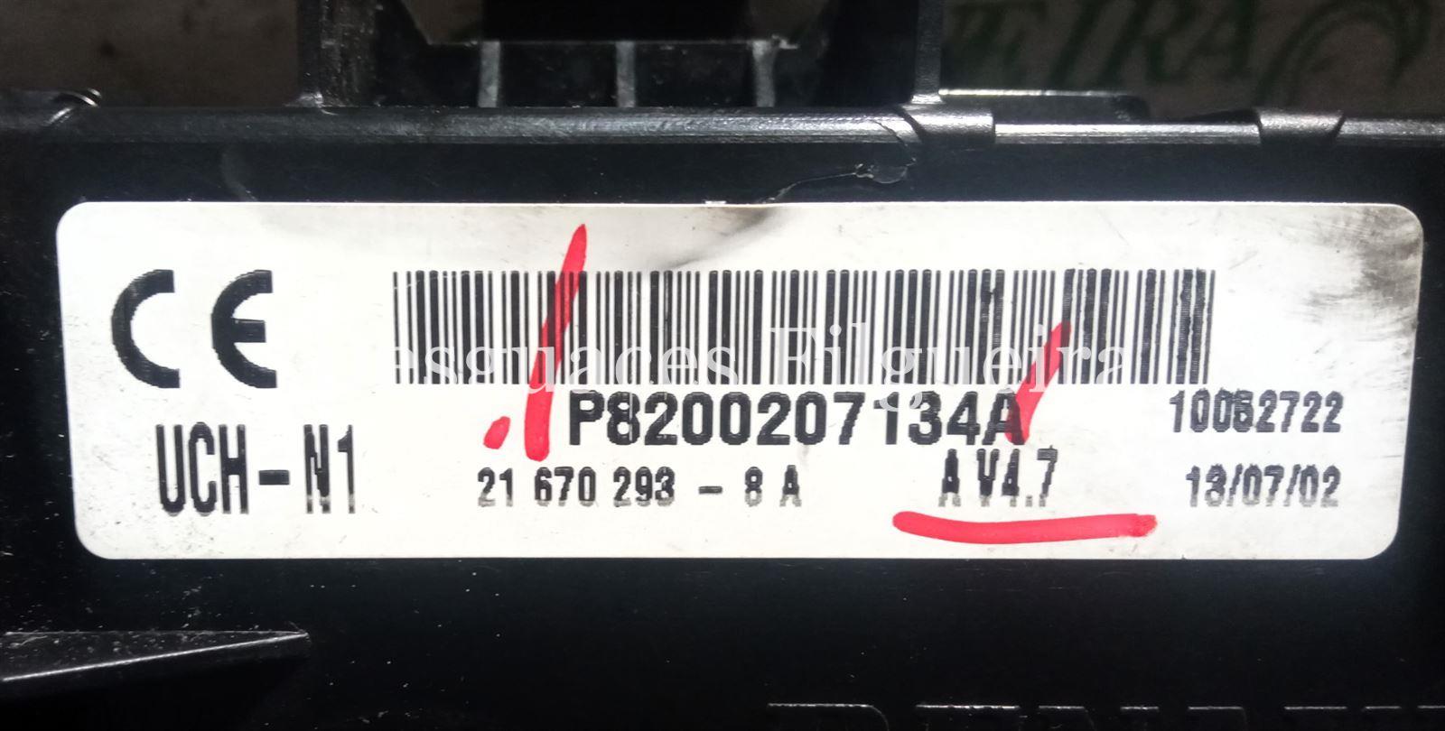 Caja relés de Renault Clio II fase I 1.5 dCi, 65 cv, código de motor K9K A7, año 2002. - Imagen 2