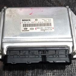 Centralita check control de Hyundai Santa Fe 2.0 CRDi 4x4, 125 cv, código de motor 4EA-V, año 2007. - Imagen 1