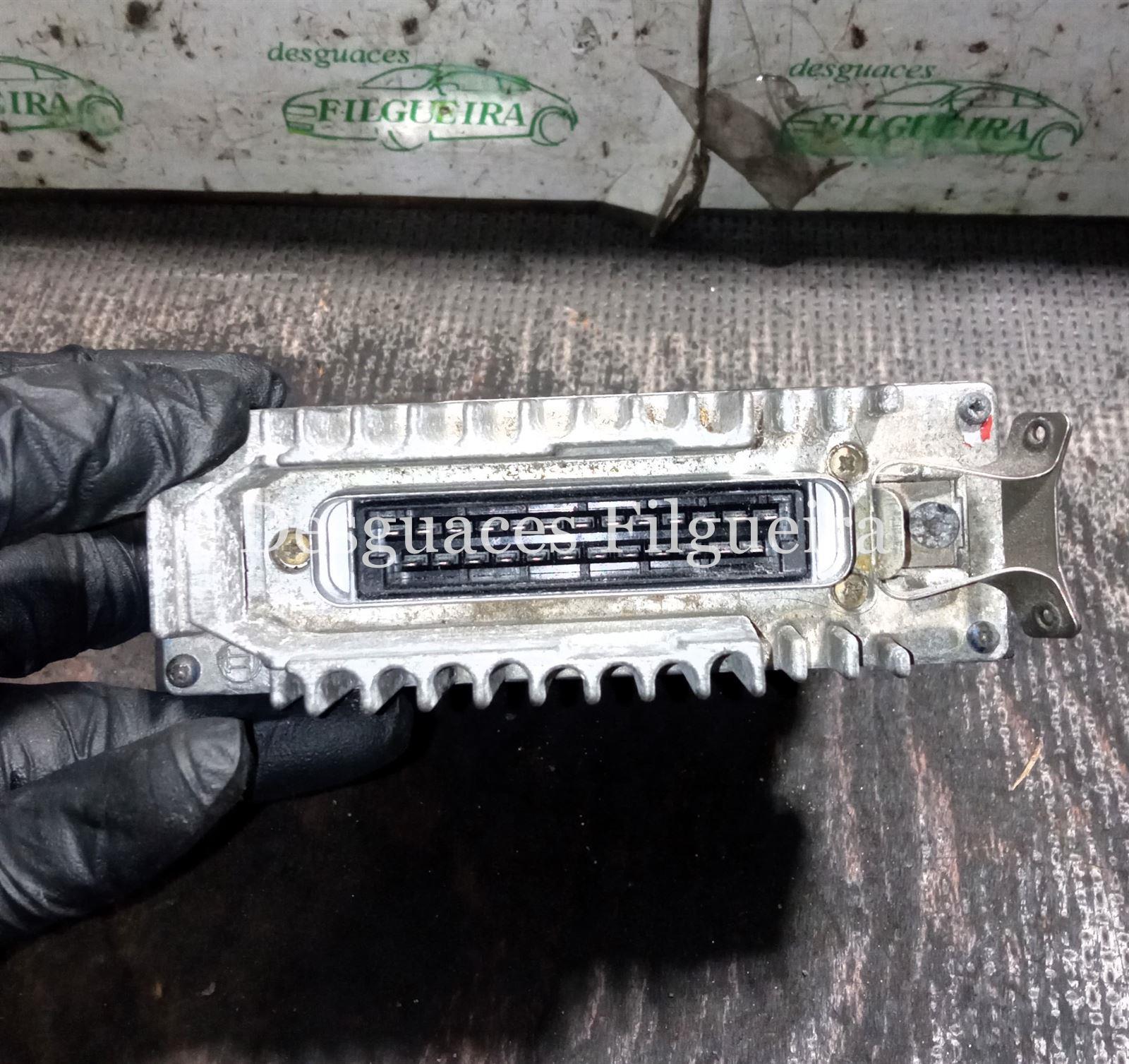 Centralita check control de Mercedes-Benz Clase E BM124, 2.0 E200, código de motor M102.922, año 1988. - Imagen 4