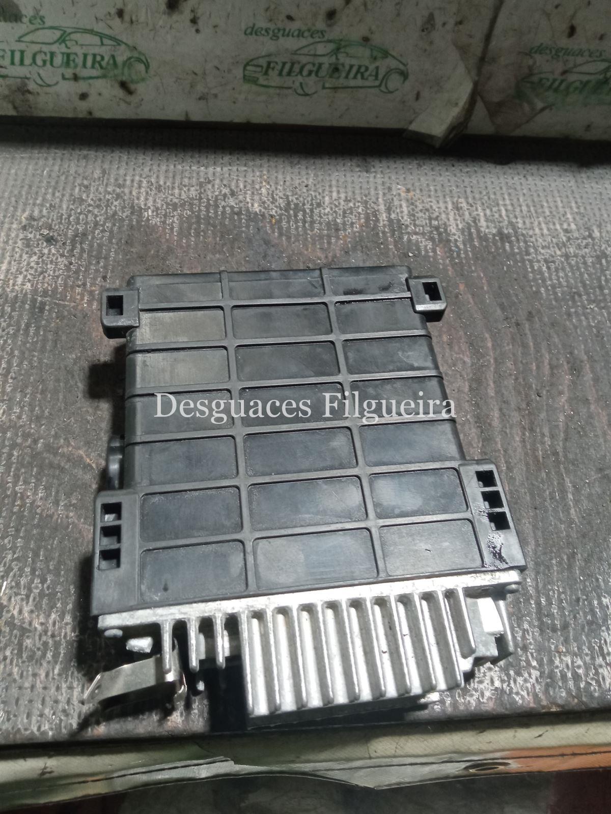 Centralita check control de Mercedes-Benz Clase E BM124, 2.0 E200, código de motor M102.922, año 1988. - Imagen 5