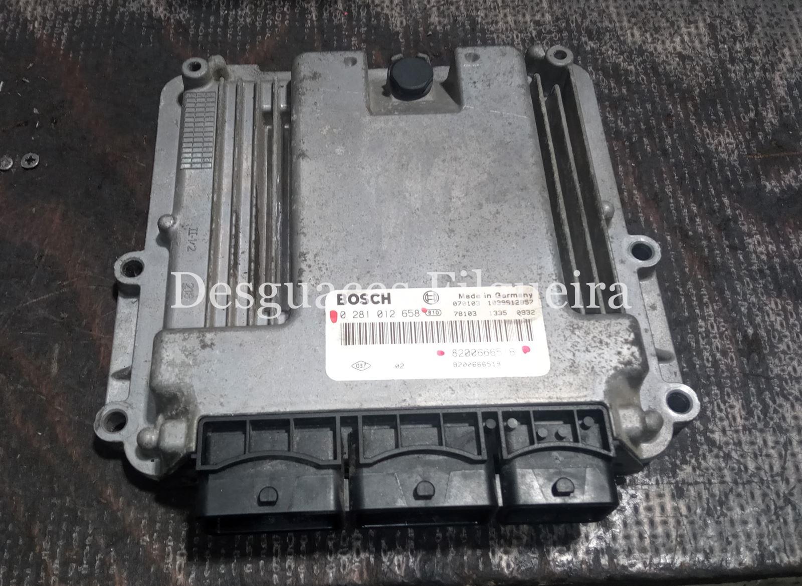 Centralita check control de Renaul TRAFIC II Furgón 2.0 dCi 114 cv, código de motor M9R 780, año 2007. - Imagen 1