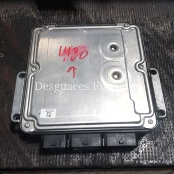 Centralita check control de Renaul TRAFIC II Furgón 2.0 dCi 114 cv, código de motor M9R 780, año 2007. - Imagen 2