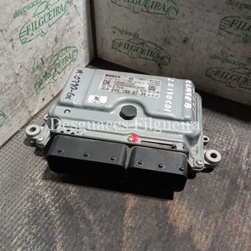Centralita ECU Mercedes Benz Clase B W245 180 CDI 640940 - Imagen 1